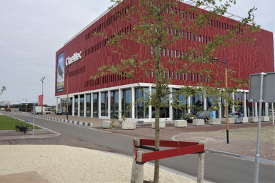 853495 Gezicht op de bioscoop CineMec (Berlijnplein 100) te Utrecht.